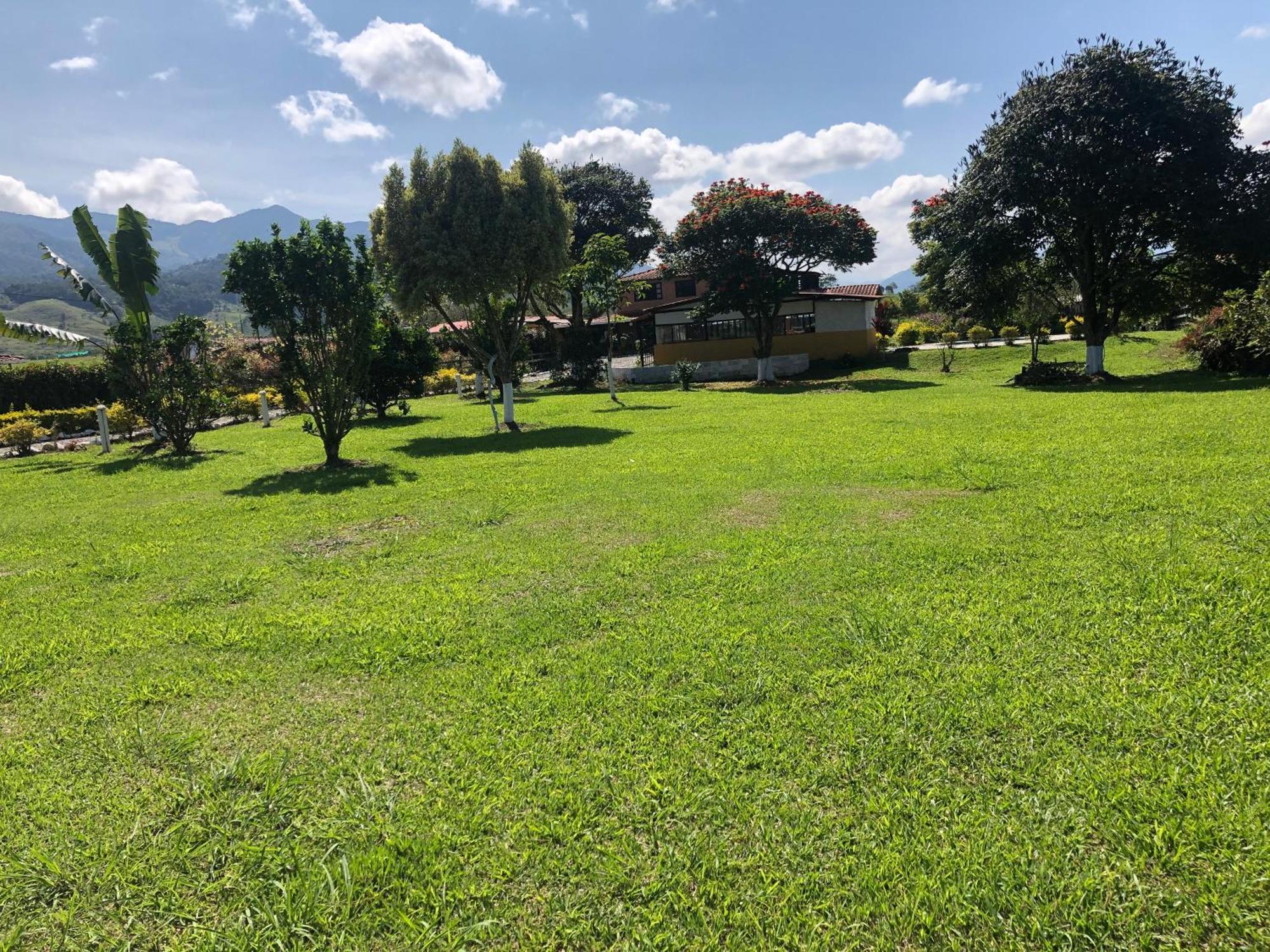 Finca Hotel Paraiso Urrao מראה חיצוני תמונה
