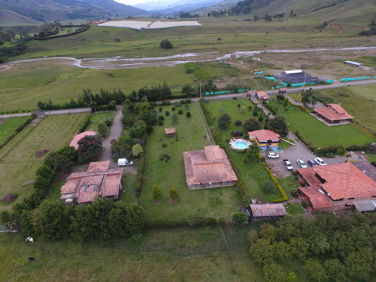 Finca Hotel Paraiso Urrao מראה חיצוני תמונה